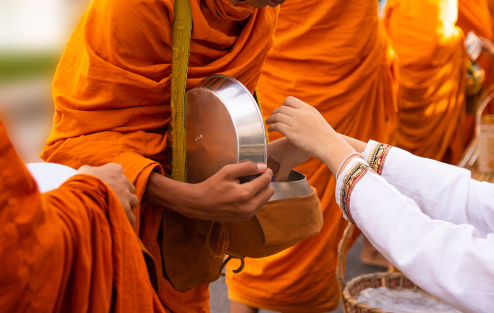 การทำบุญต้อนรับปีใหม่